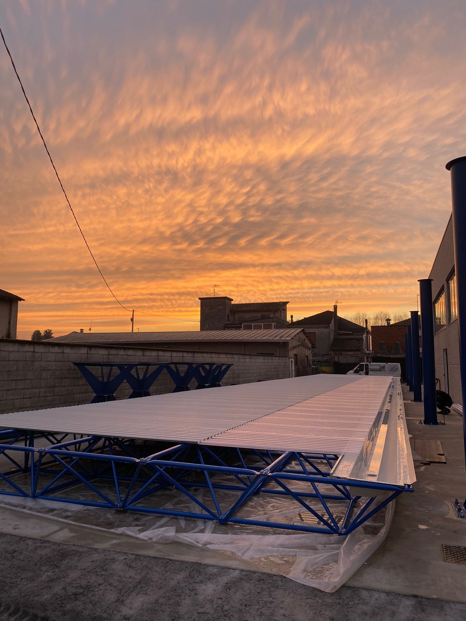 Struttura-reticolare-blu-6